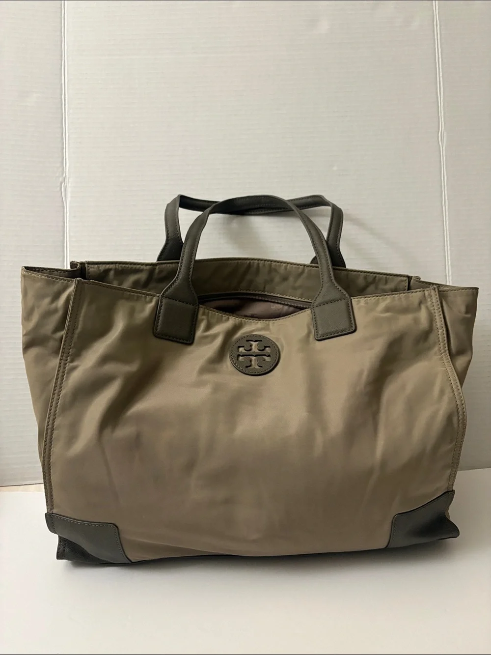 Tory Burch Foldable Men’s Women’s Taupe Nylon Tote Bag